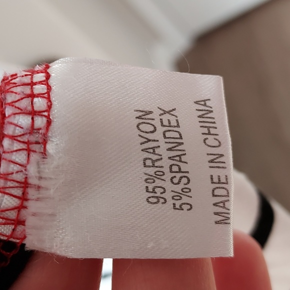 Tickled Teal large 3/4 sleeve with ruffles red black white top - Picture 7 of 12